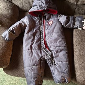 Like new kids snowsuit